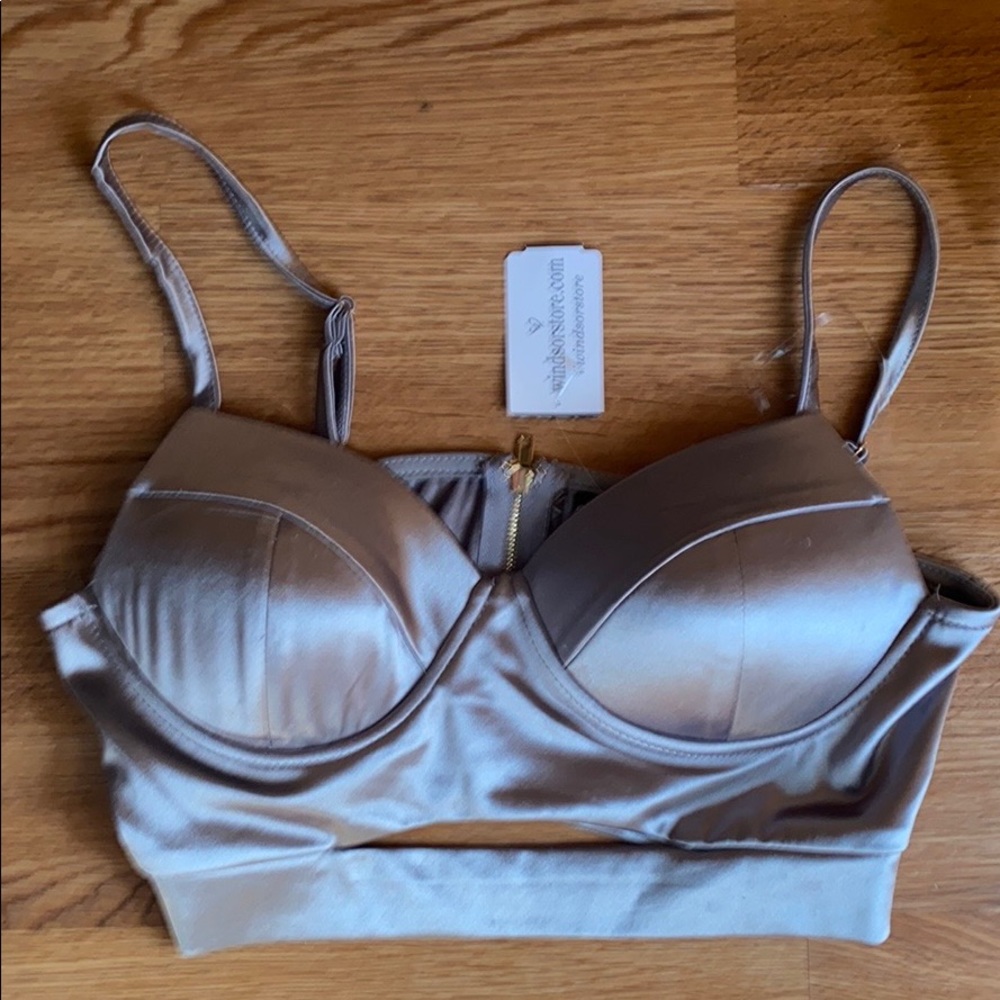NWT Peephole bra satin stretch people front cups S